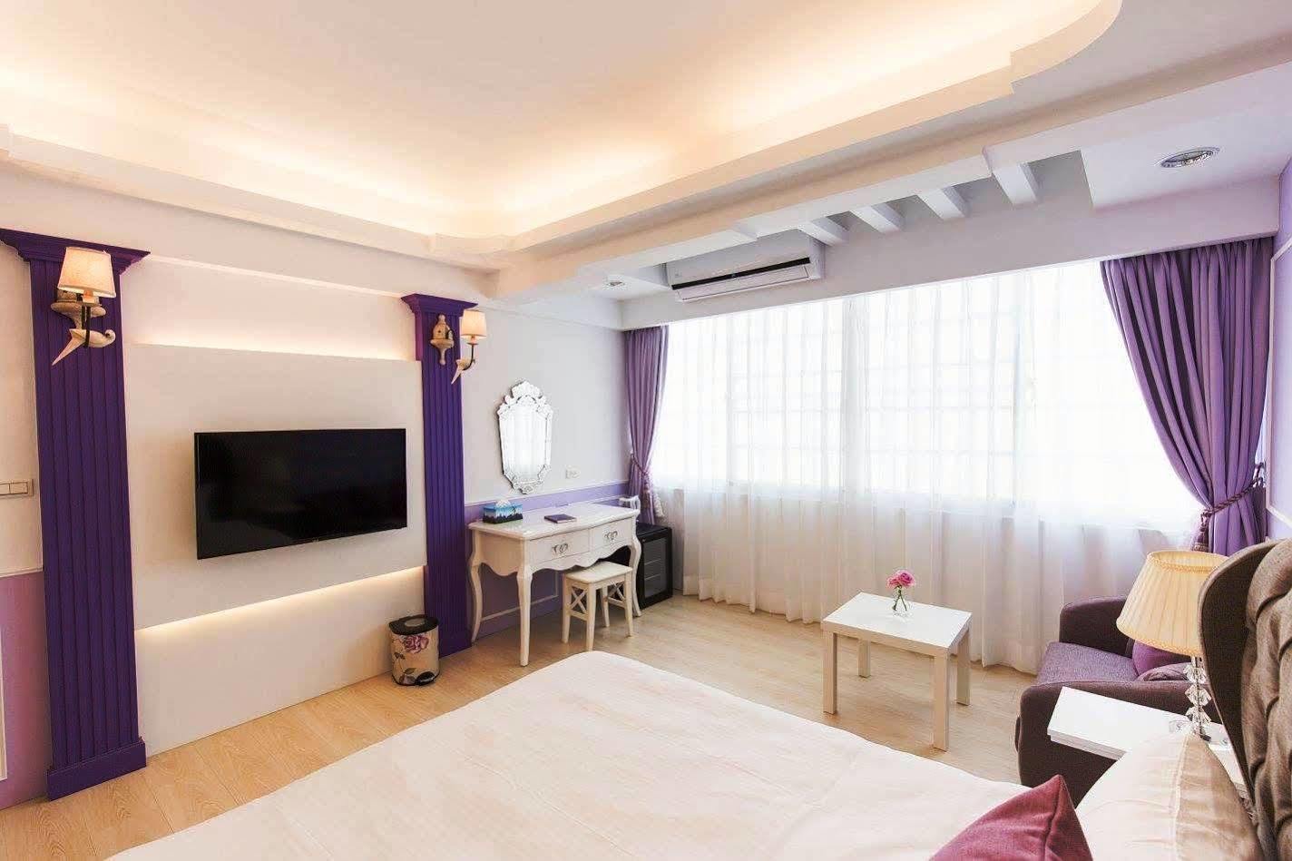 Welcome The Sun Enjoy The Moon Kaohsiung Exterior photo